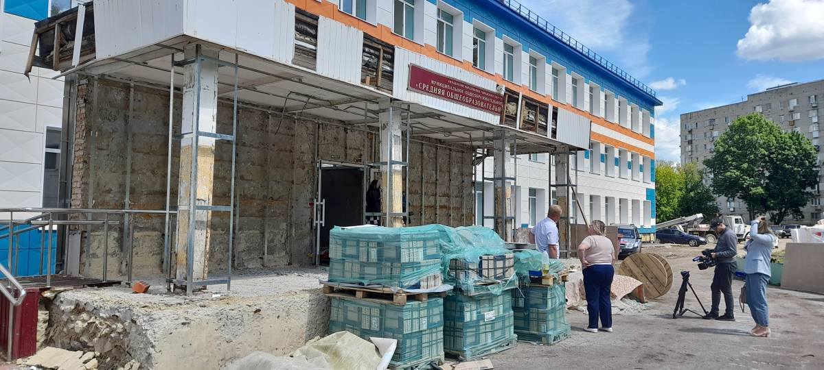 В Саранске проходит депутатский мониторинг капитального ремонта школ